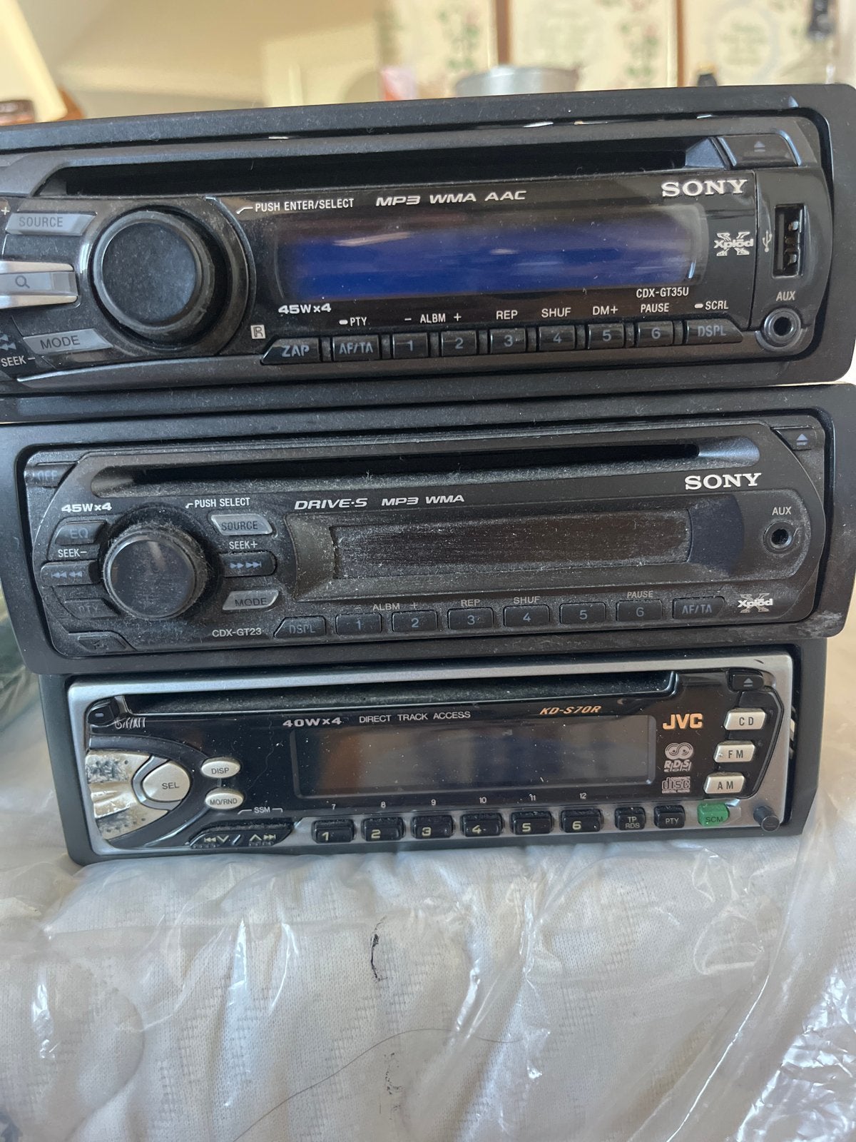 Set van 3 Autoradio's: Sony en JVC - Gebruikt, Ophalen of Verzenden, Gebruikt