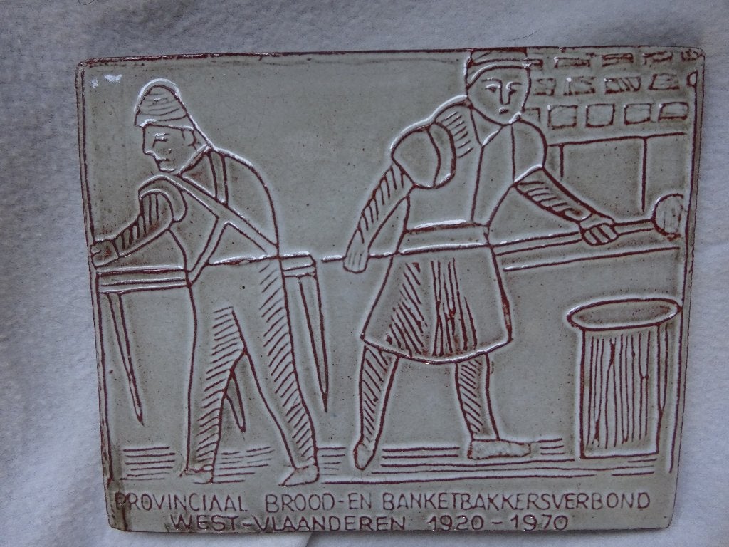 Herinneringstegel bakkersverbond West-Vlaanderen 1920/1970, Antiek en Kunst, Ophalen of Verzenden