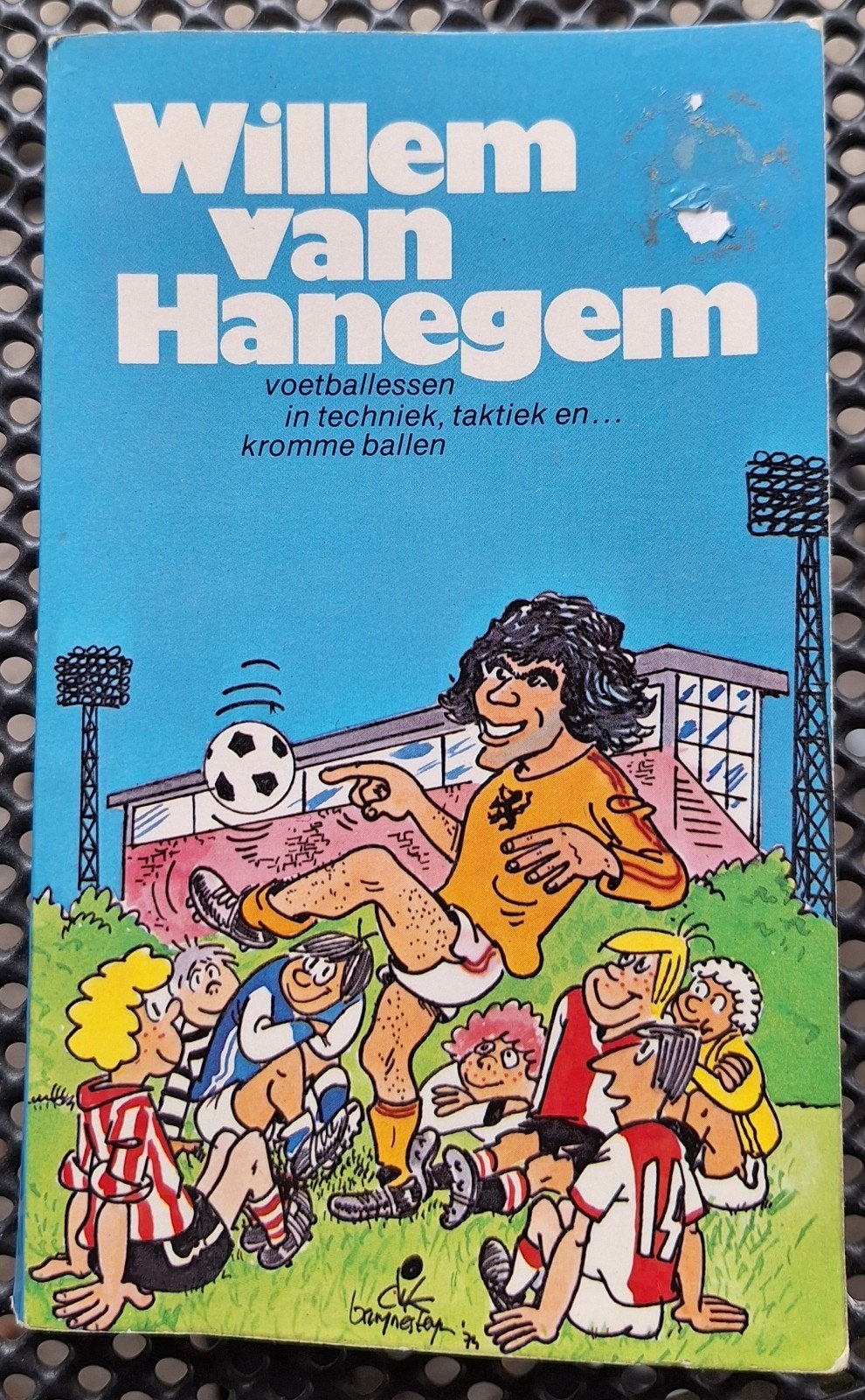 Willem van Hanegem, voetballessen.....
voetballessen in tech, Willem van Hanegem en Cees Jansma, Ophalen of Verzenden, Zo goed als nieuw