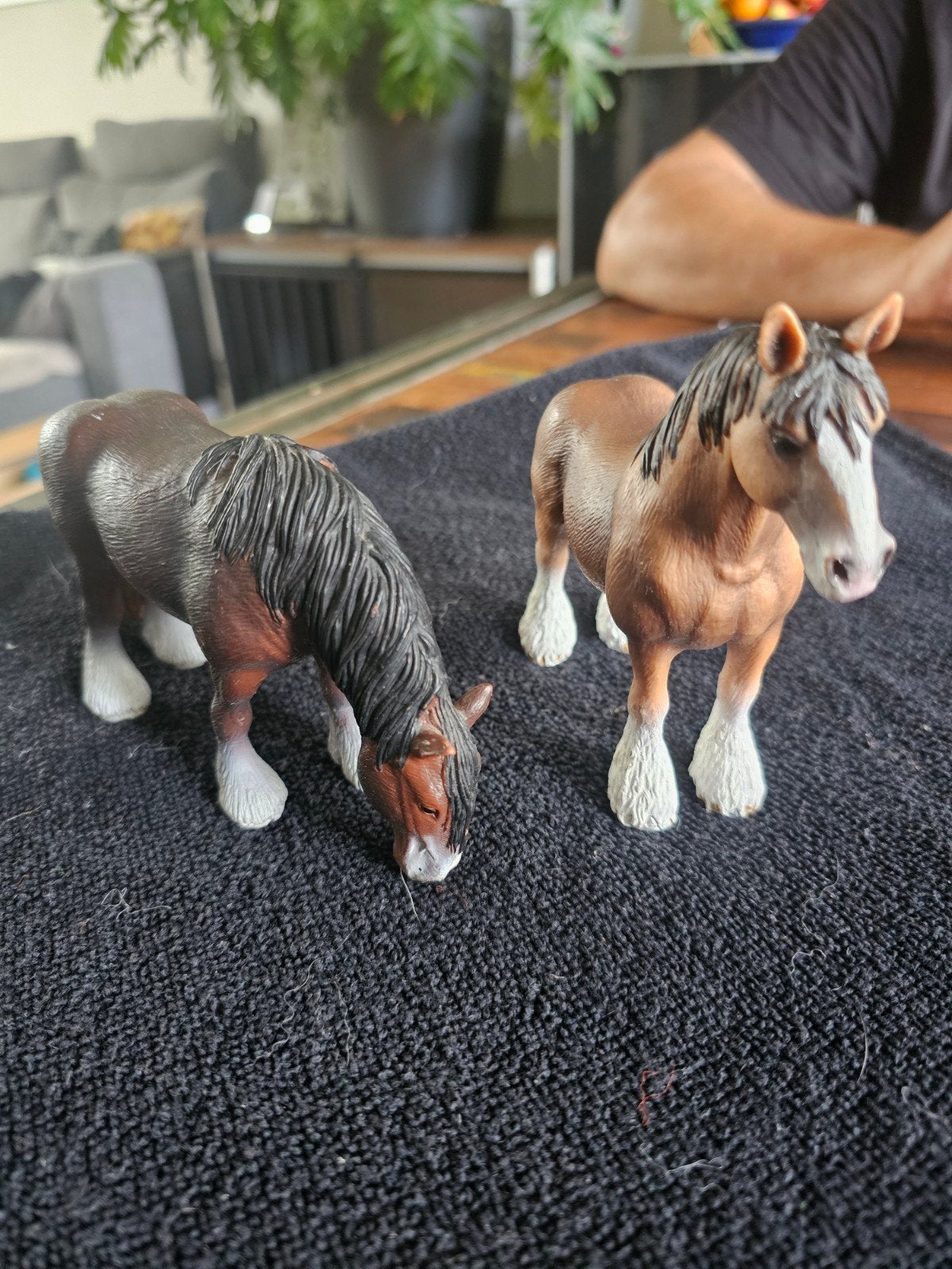 Schleich Clydesdale merrie (2005) en ruin (2009), Ophalen of Verzenden, Gebruikt