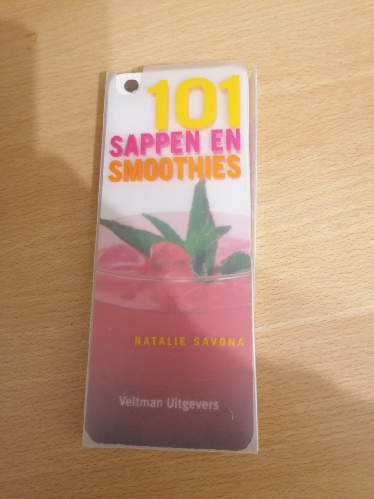 101 Sappen en Smoothies - Natalie Savona, Boeken, Natalie Savona, Overige typen, Ophalen of Verzenden, Zo goed als nieuw
