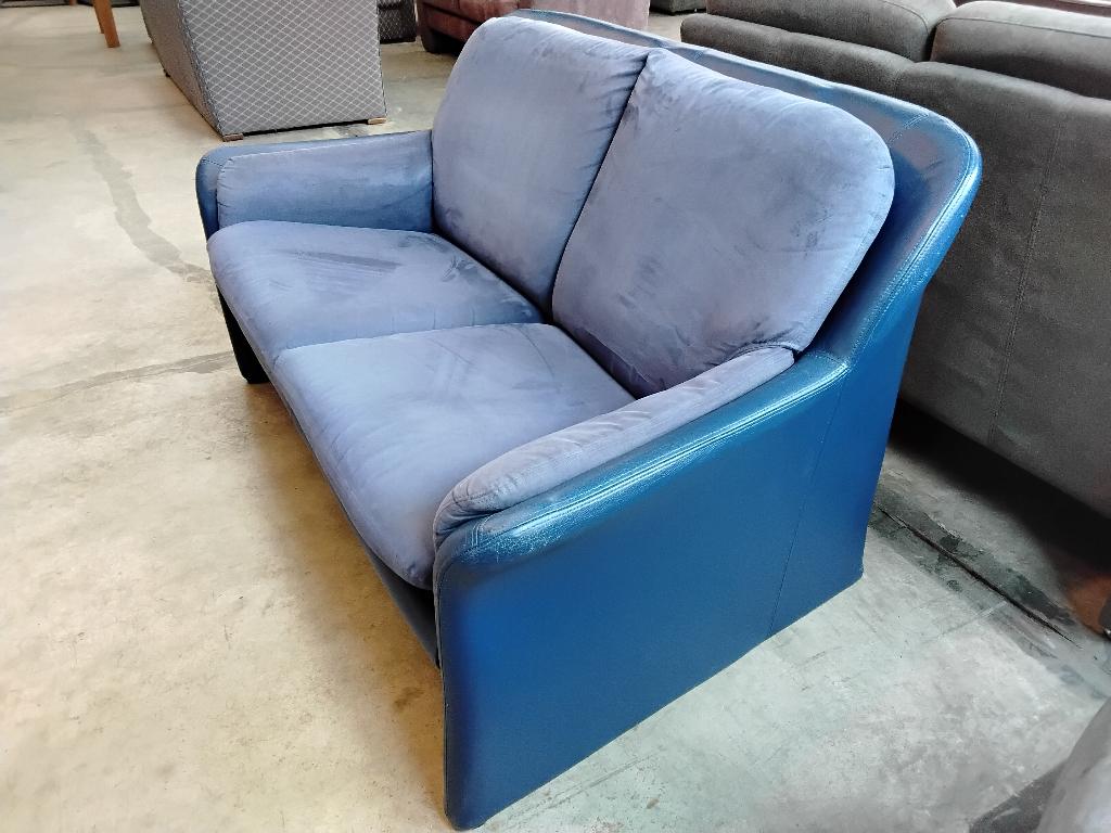 LEOLUX Bank 150cm blauw, voor €245=. Second Life Wolvega., Ophalen, Gebruikt, 150 tot 200 cm, 75 tot 100 cm