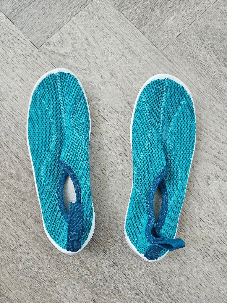 Waterschoenen maat 32/33, Watersport en Boten, Ophalen of Verzenden, Gebruikt, Kind, Zeil- of Surfschoenen