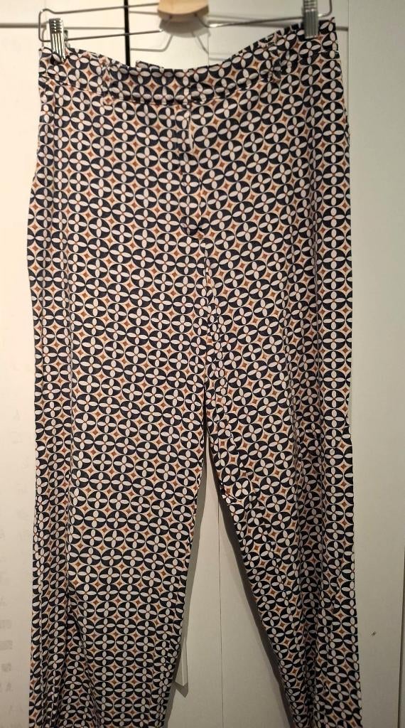 Luchtige en zomerse broek van Gerry Weber, Maat 38/40 (M), Overige kleuren, Ophalen of Verzenden, Zo goed als nieuw
