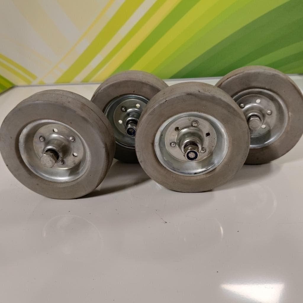 Set 4x industriële  wielen voor zwenk of bokwielen 130 mm, Ophalen, Gebruikt