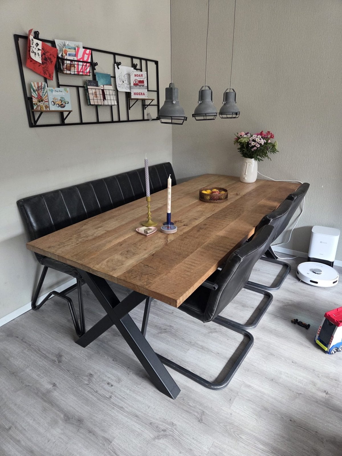 Eettafel met bank en stoelen - Industrieel design, Ophalen, Gebruikt, Drie, Zwart