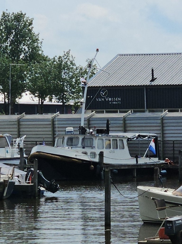 DAMEN vlet 12.60 – sleepvlet met duwsteven, Watersport en Boten, Overige merken, Walstroom, Binnenboordmotor, 2.00 meter