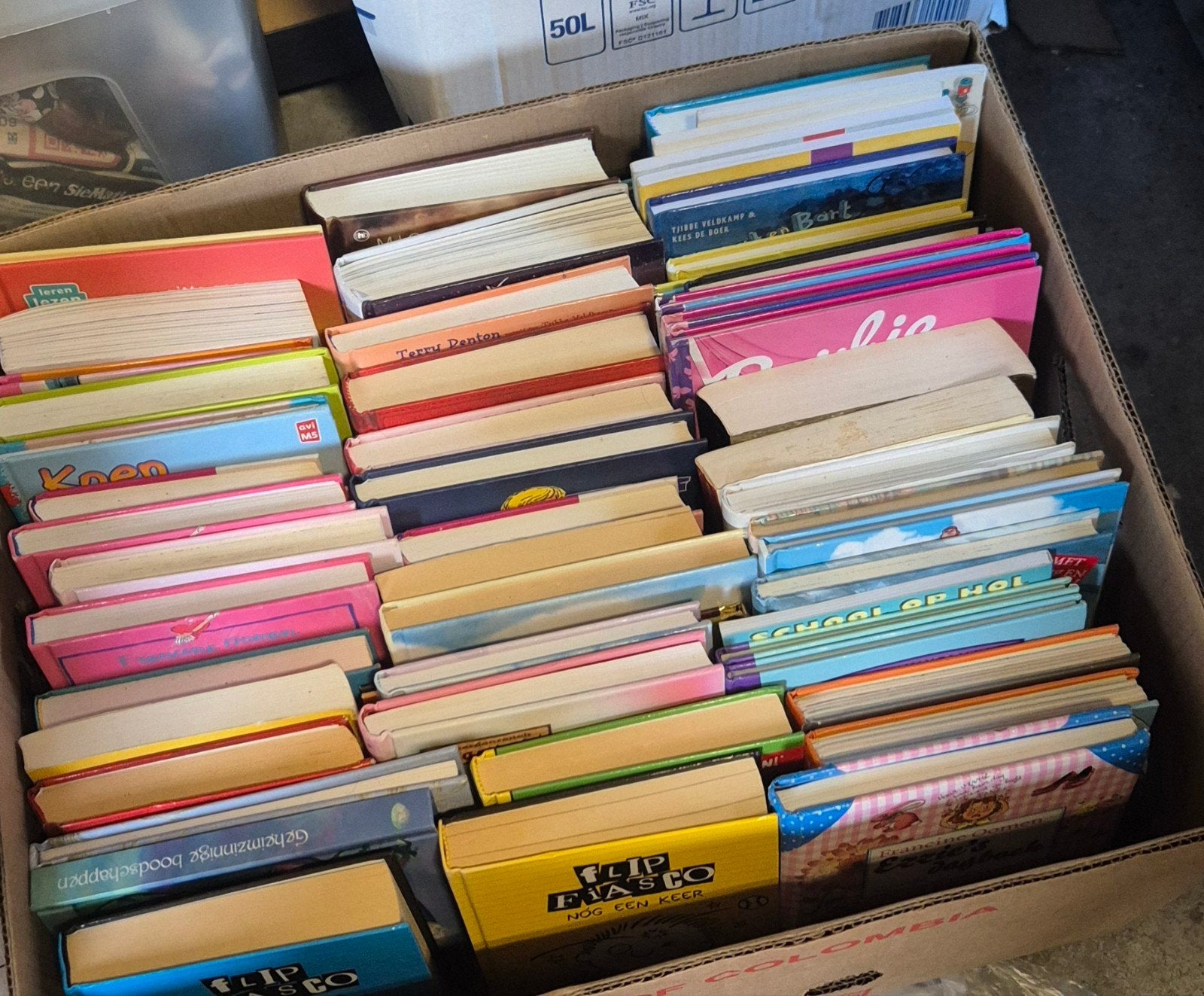 Kinderboeken 2 bakken vol goede boeken, Ophalen of Verzenden, Zo goed als nieuw, Kind en Jeugd