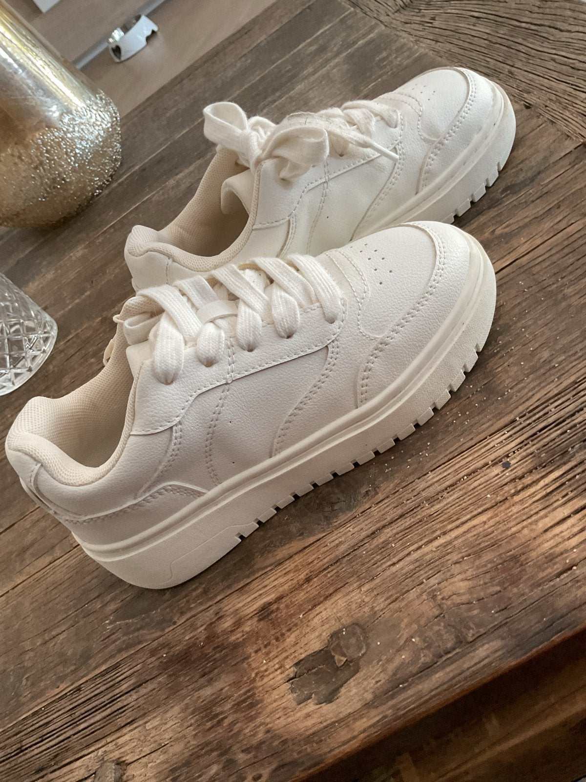 Nieuwe witte Zara sneakers maat 32 voor jongen of meisje, Kinderen en Baby's, Verzenden, Nieuw, Jongen of Meisje, Sportschoenen