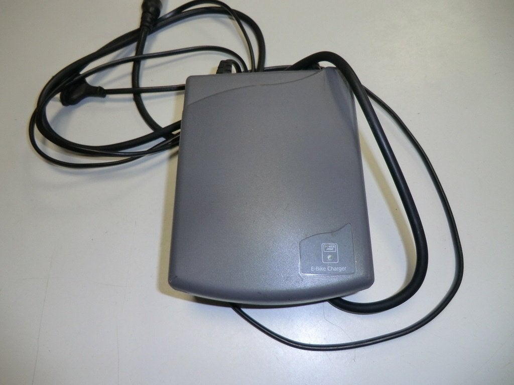 oplader Sparta ion/ Batavus/koga, Gebruikt