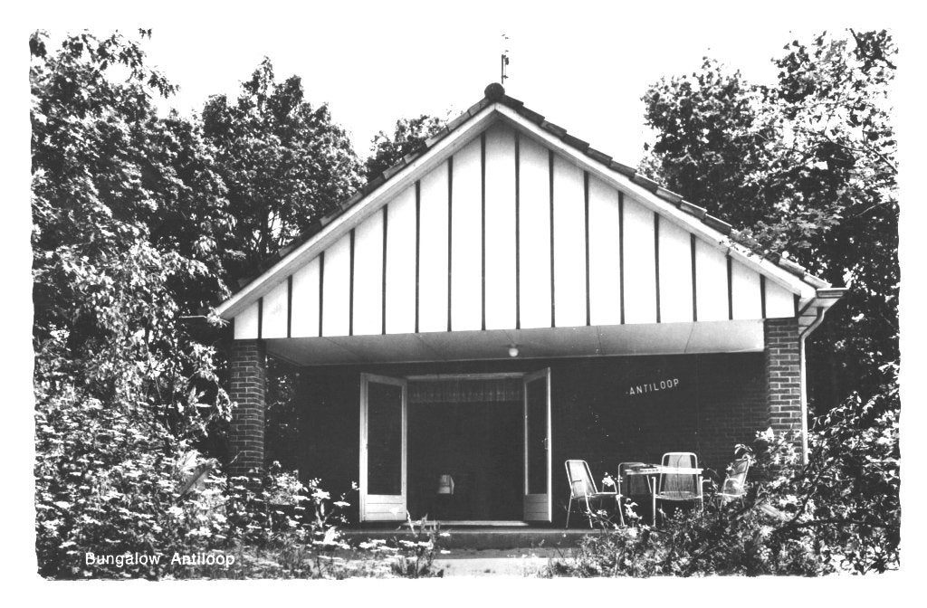 947598	Beekbergen	1973 Bungalow Zeelandia	Gelopen met zegel, Ophalen of Verzenden, 1960 tot 1980, Gelopen, Gelderland