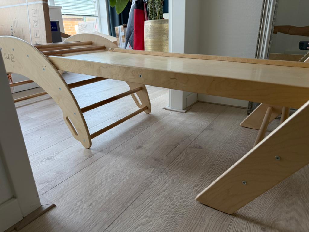 Conplete set. Houten klimboog, glijbaan, klimplank, kussen, Ophalen, Zo goed als nieuw