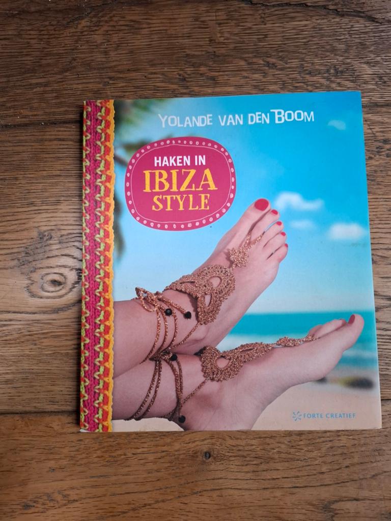 Boek haken in ibiza style, Ophalen of Verzenden, Zo goed als nieuw