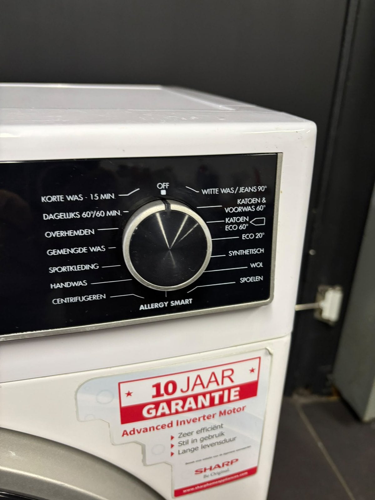 Sharp wasmachine, Witgoed en Apparatuur, Ophalen, Gebruikt, 85 tot 90 cm, 1200 tot 1600 toeren