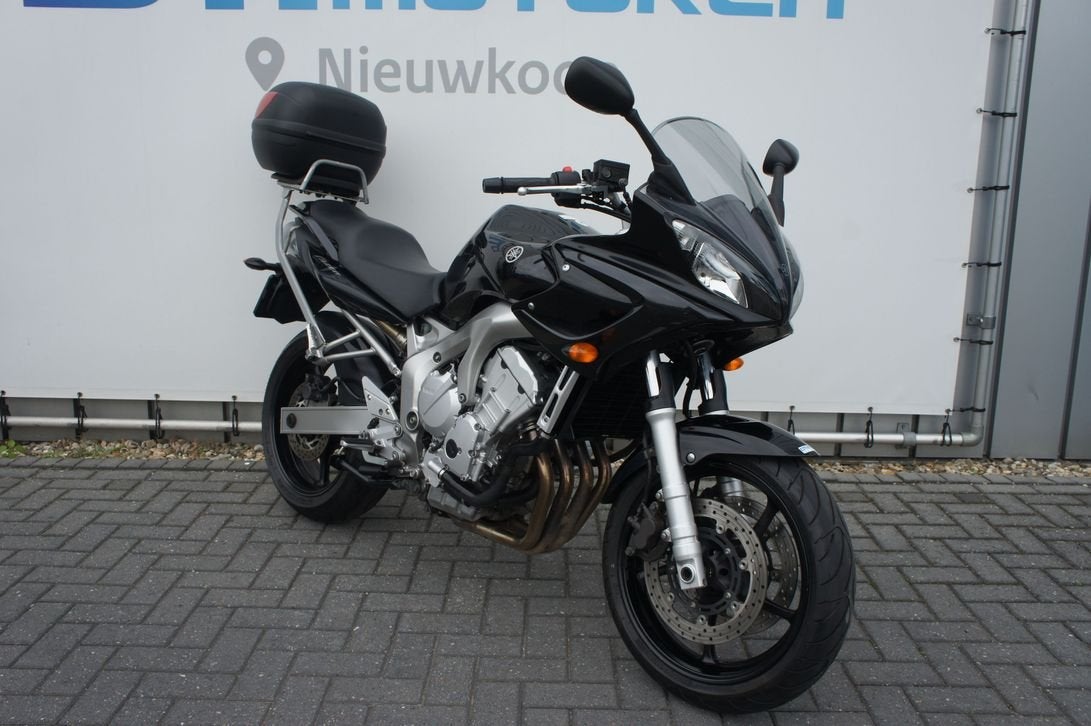 YAMAHA FZ 6 N FAZER (bj 2006) 26,736 km, Motoren, 4 cilinders, Motorrijbewijs A, Bedrijf, Onbekend