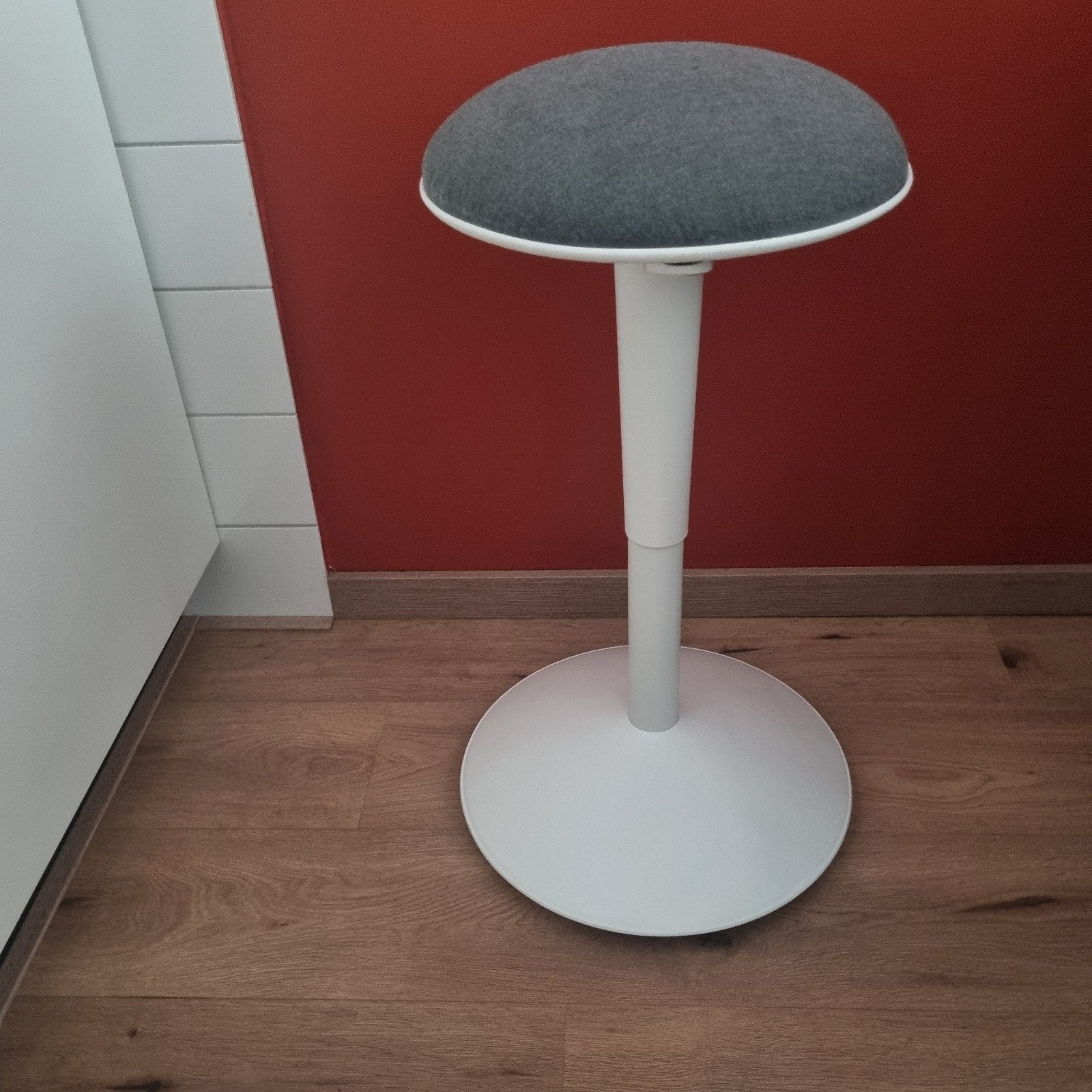 Ikea Nilserik sta zit stoel wit grijs, Ophalen, Gebruikt