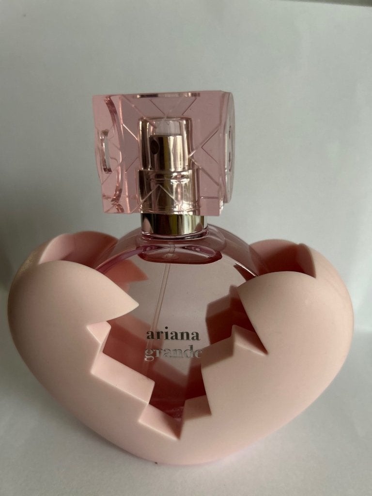 Ariana Grande Thank U next eau de parfum 50 ml, Ophalen of Verzenden, Zo goed als nieuw