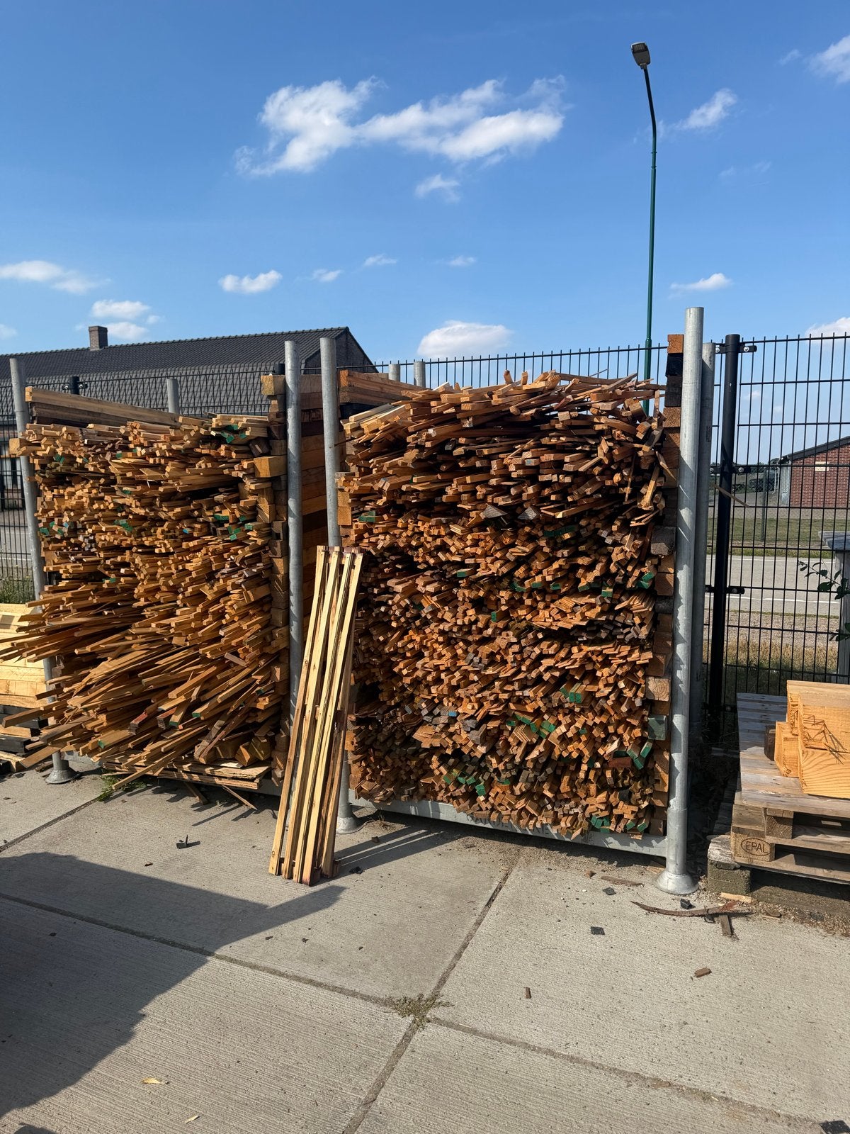 Gratis kachelhout af te halen, 3 tot 6 m³, Ophalen, Overige houtsoorten, Blokken