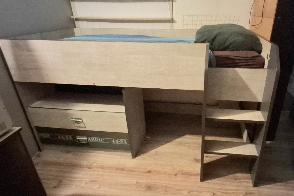 Halfhoogslaper met uitschuifbaar bureau, Ophalen, 85 tot 100 cm, Zo goed als nieuw, Hoogslaper of Stapelbed