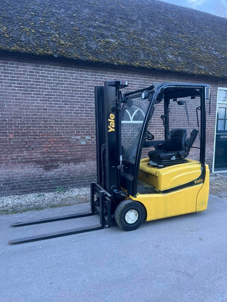 Yale erp15 triplex freelift sideshift 2010 1800u nette staat, 1000 tot 2000 kg, Ophalen of Verzenden, Elektrisch, Heftruck
