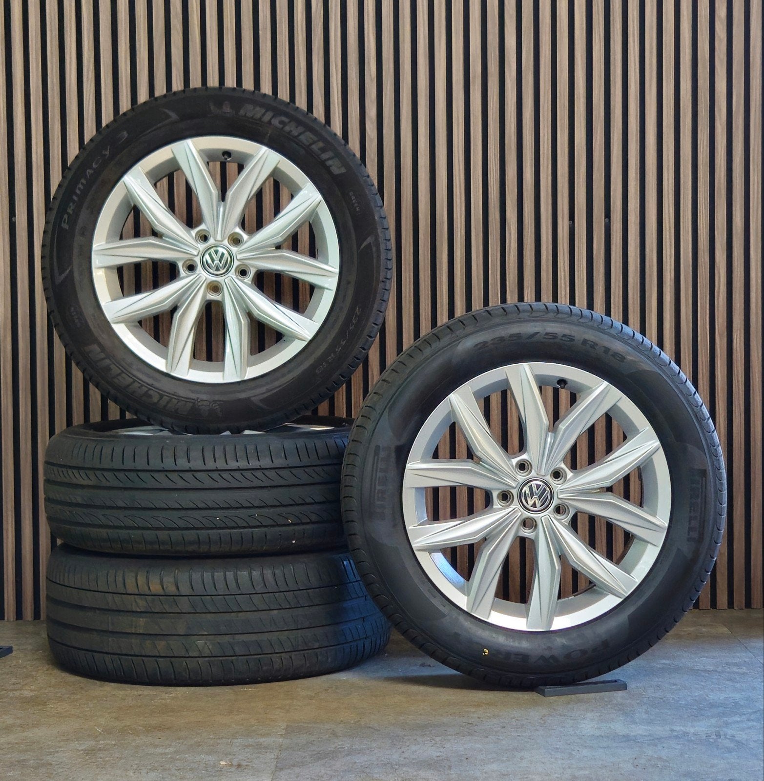 Nette 18" Orig Volkswagen Tiguan Velgen+GOEDE Banden 5x112, 18 inch, Gebruikt, Banden en Velgen, 235 mm