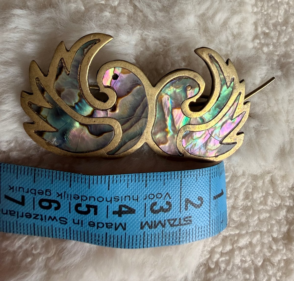 Vintage Broche met Parelmoer Inleg - Zwanen Design, Overige materialen, 4 tot 7 cm, Gebruikt, Verzenden