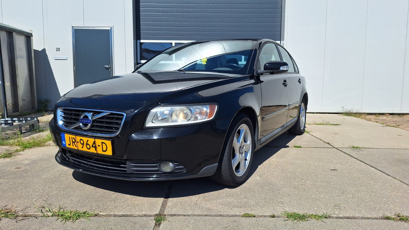 volvo s40 automaat 2.0 benzine alleen handel of export, Automaat, 145 pk, 1363 kg, Zwart