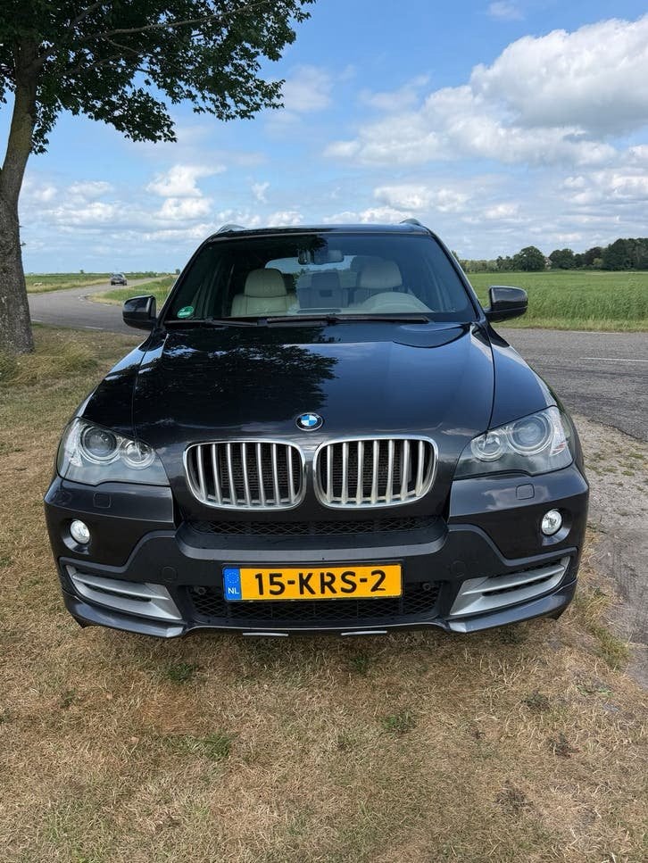 BMW X5 Xdrive30d 236pk Aut. 2010 Grijs, Auto's, BMW, Automaat, X5, 2993 cc, 255 €/maand