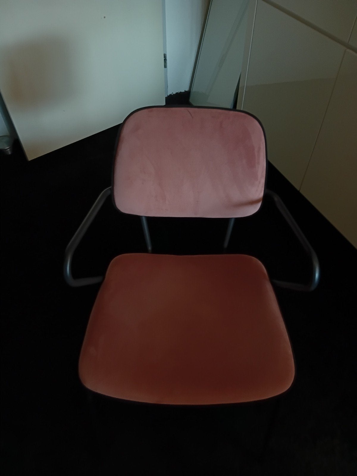 roze velvet stoel, Huis en Inrichting, Ophalen, Overige kleuren, Stof, Eén