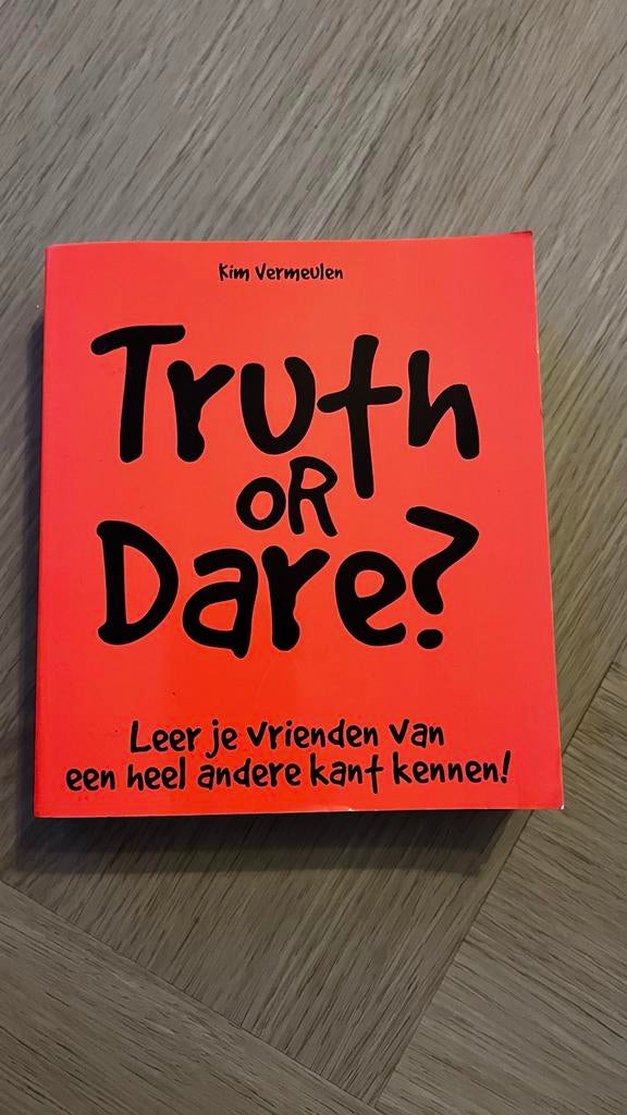 Truth or Dare? - Leer je vrienden kennen!, Boeken, Ophalen of Verzenden, Zo goed als nieuw