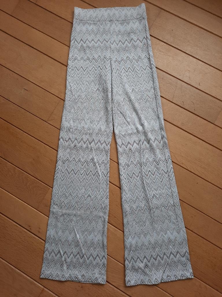 ANNA broek grijs metallic flared maat XS - nieuw -, Kleding | Dames, Broeken en Pantalons, Anna, Nieuw, Ophalen of Verzenden, Maat 34 (XS) of kleiner