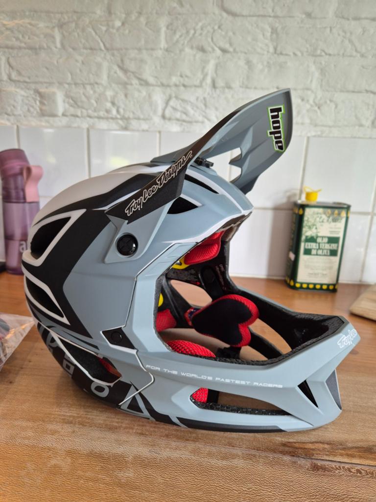Troy Lee Designs Stage Mips Full Face helm. XL, Fietsen en Brommers, Fietsaccessoires | Fietshelmen, Nieuw, Heer of Dame, XL, Ophalen of Verzenden