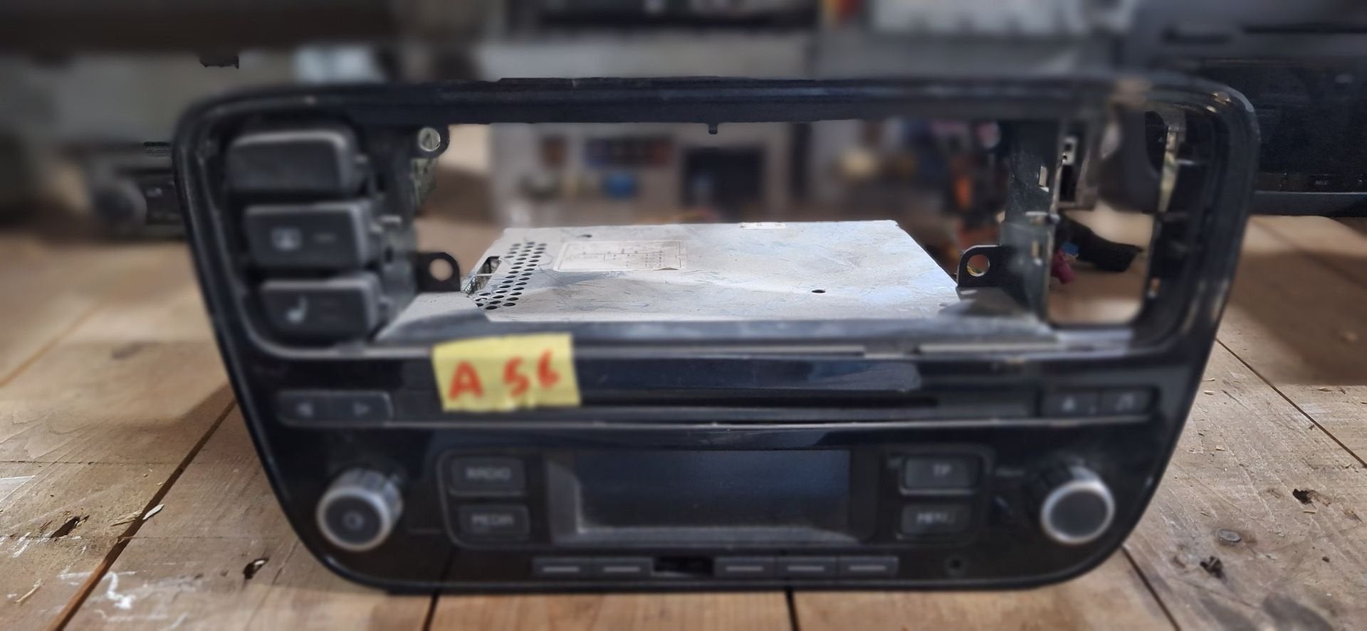 Originele Volkswagen RCD 215 Autoradio met CD-Speler (Up! /, Auto diversen, Gebruikt, -, -, Ophalen of Verzenden