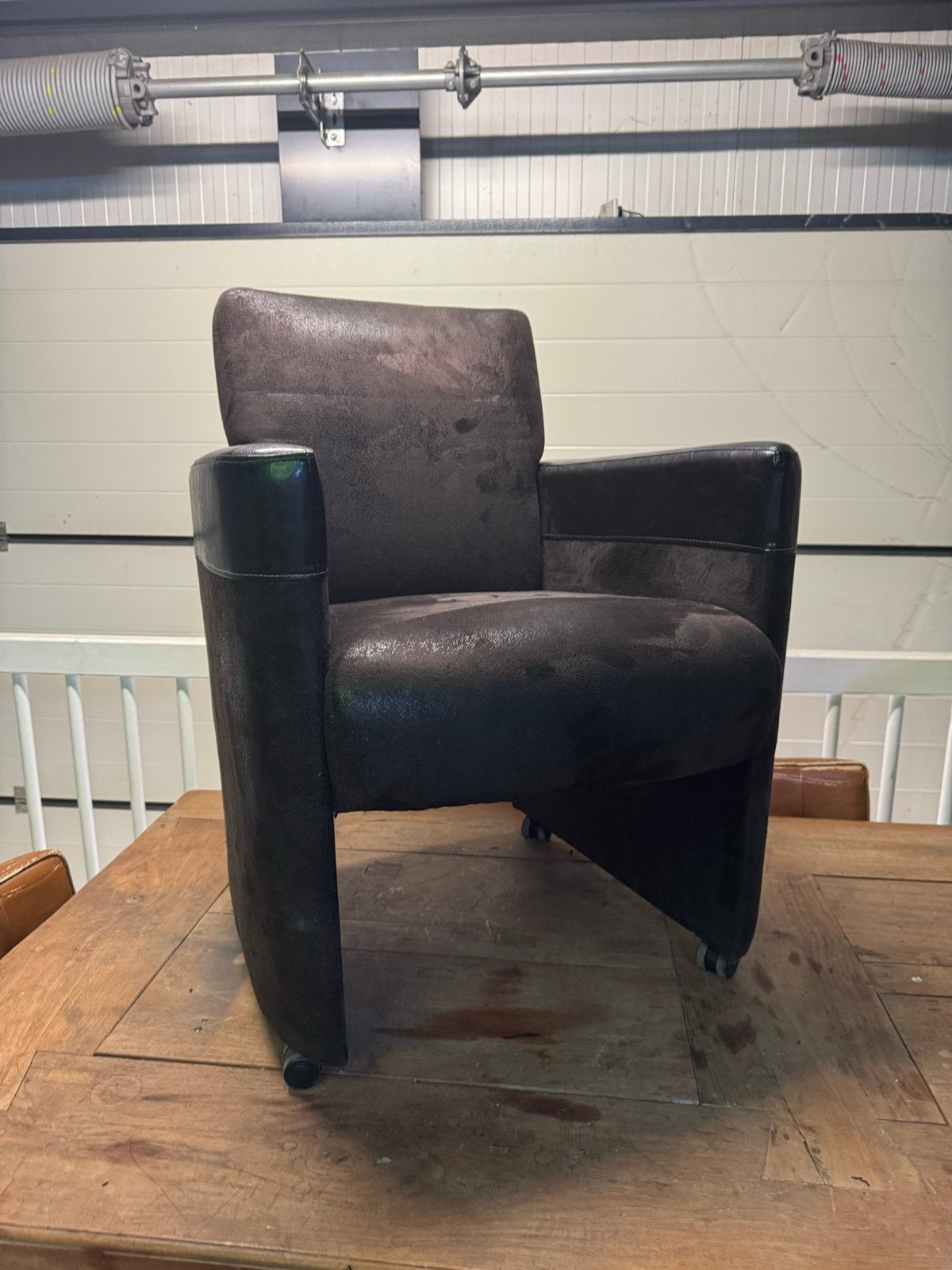 6 eetkamerstoelen in perfecte staat, Huis en Inrichting, Stoelen, Ophalen, Zwart, Leer, Zo goed als nieuw