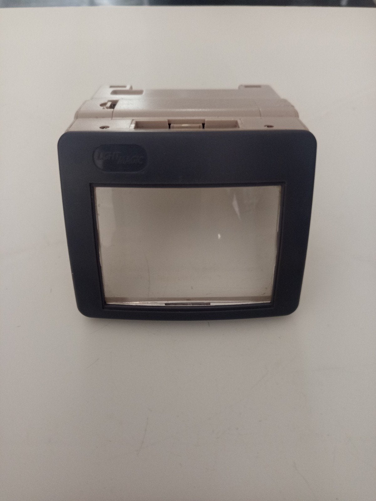 Gameboy vergrootglas met ingebouwde lamp, Spelcomputers en Games, Avontuur en Actie, Verzenden, 1 speler, Zo goed als nieuw