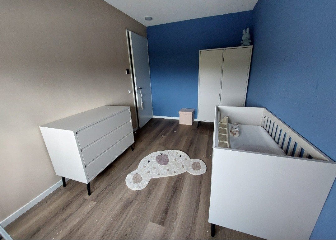 Complete babykamer set: Ledikant, Commode, Kledingkast, Ophalen, Gebruikt, Jongetje of Meisje