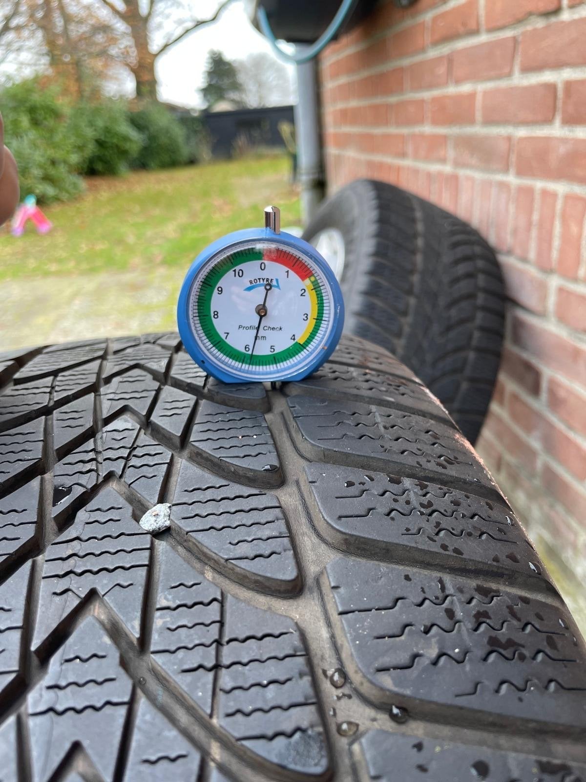 BMW winterbanden met velgen - Dunlop SP Winter Sport 4D, Gebruikt, Banden en Velgen, 17 inch, Personenwagen