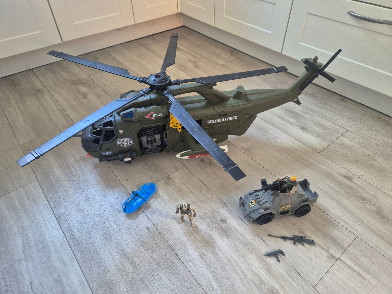 Soldier Force Helikopter Speelset met Voertuig en Figuren, Ophalen of Verzenden, Gebruikt