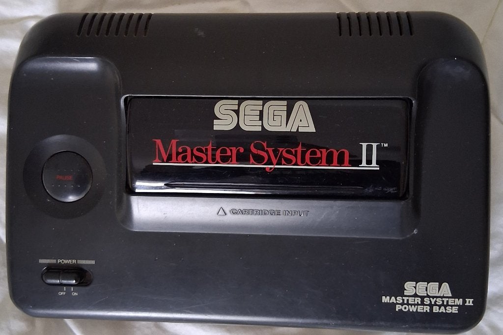 Sega master system 2, Spelcomputers en Games, Spelcomputers | Sega, Ophalen, Gebruikt, Met 1 controller, Master System