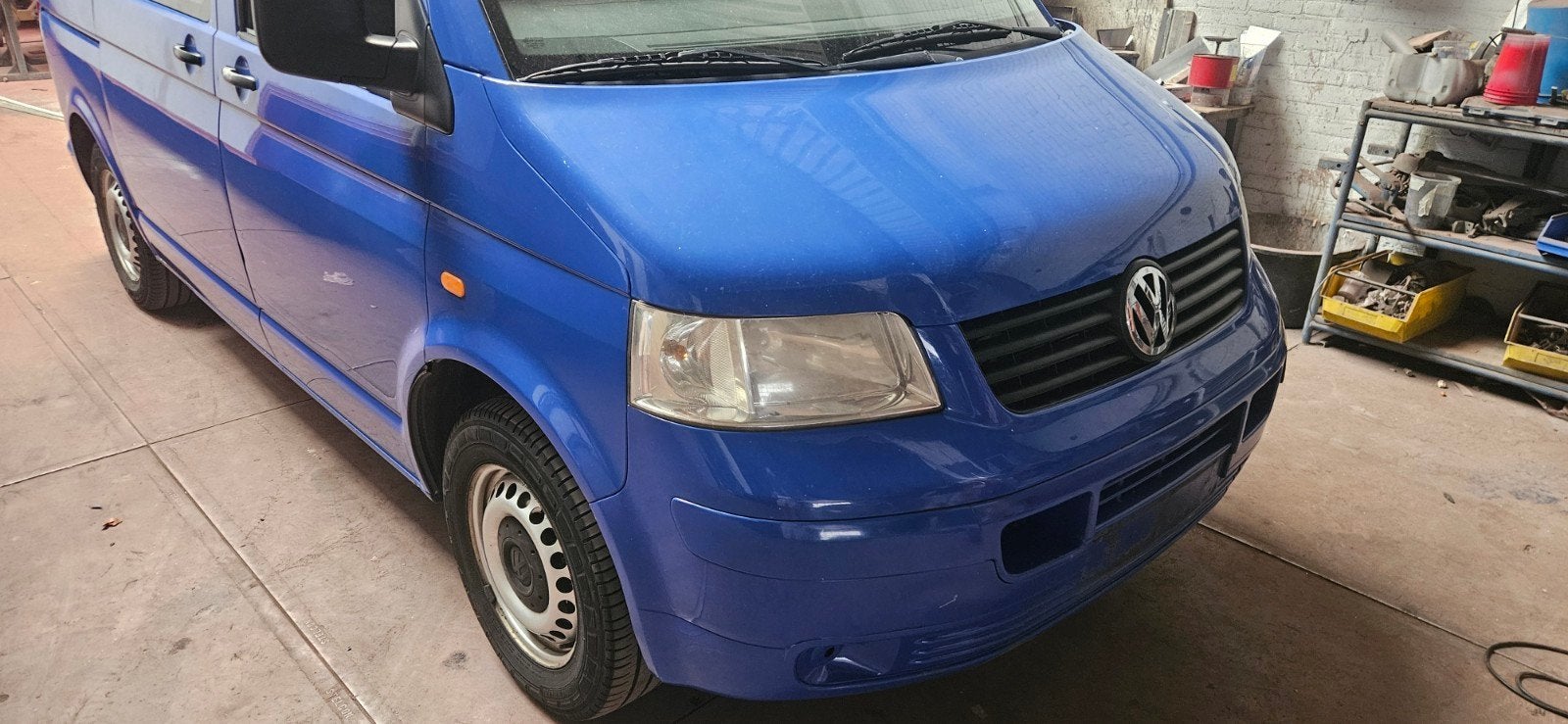 VW Transporter T5 voorkop compleet halogeen, Gebruikt, Volkswagen, Voor, Ophalen of Verzenden