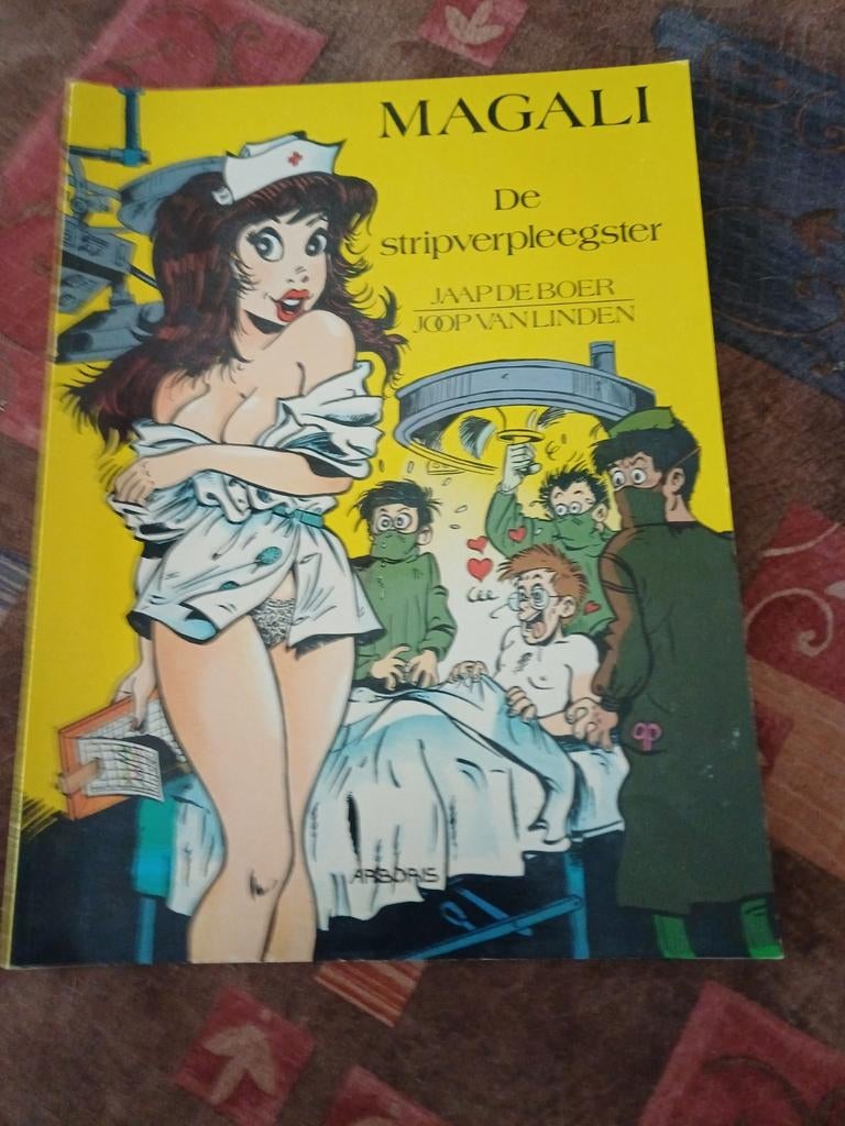 PARODIE - MAGALI de Stripverpleegster, Eén stripboek, Ophalen of Verzenden, Zo goed als nieuw