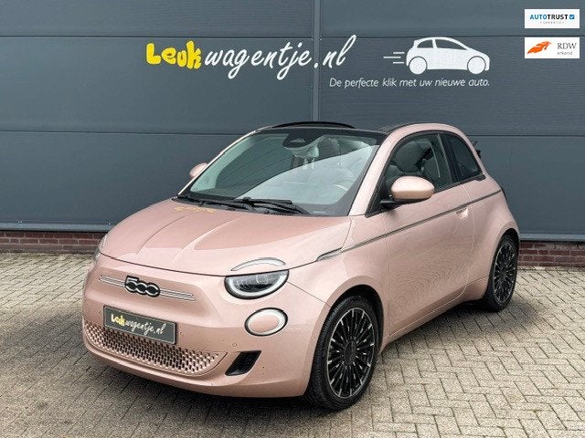 Fiat 500 C e Icon 42 kWh Cabrio *carplay *camera *ad. cruise, Auto's, Stof, Gebruikt, Overige kleuren, Cabriolet