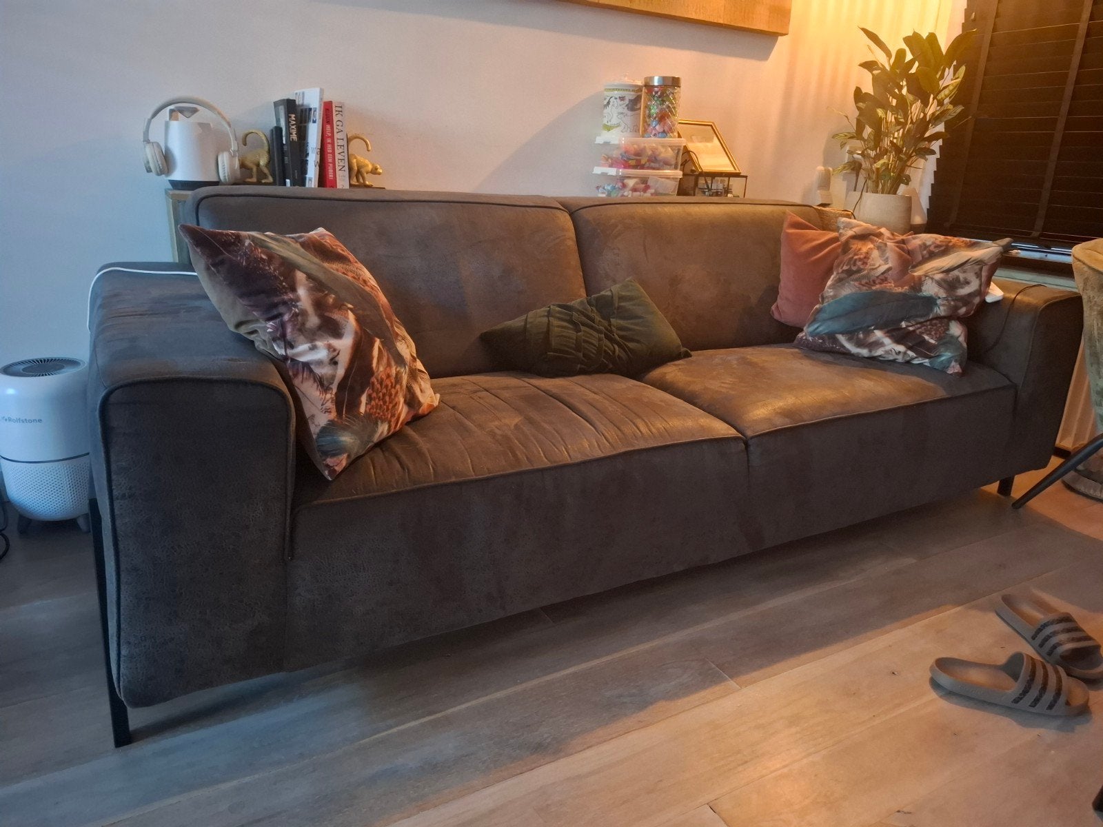 Grijze bank 2,5 -zits, Huis en Inrichting, Ophalen, Gebruikt, Tweepersoons, 75 tot 100 cm
