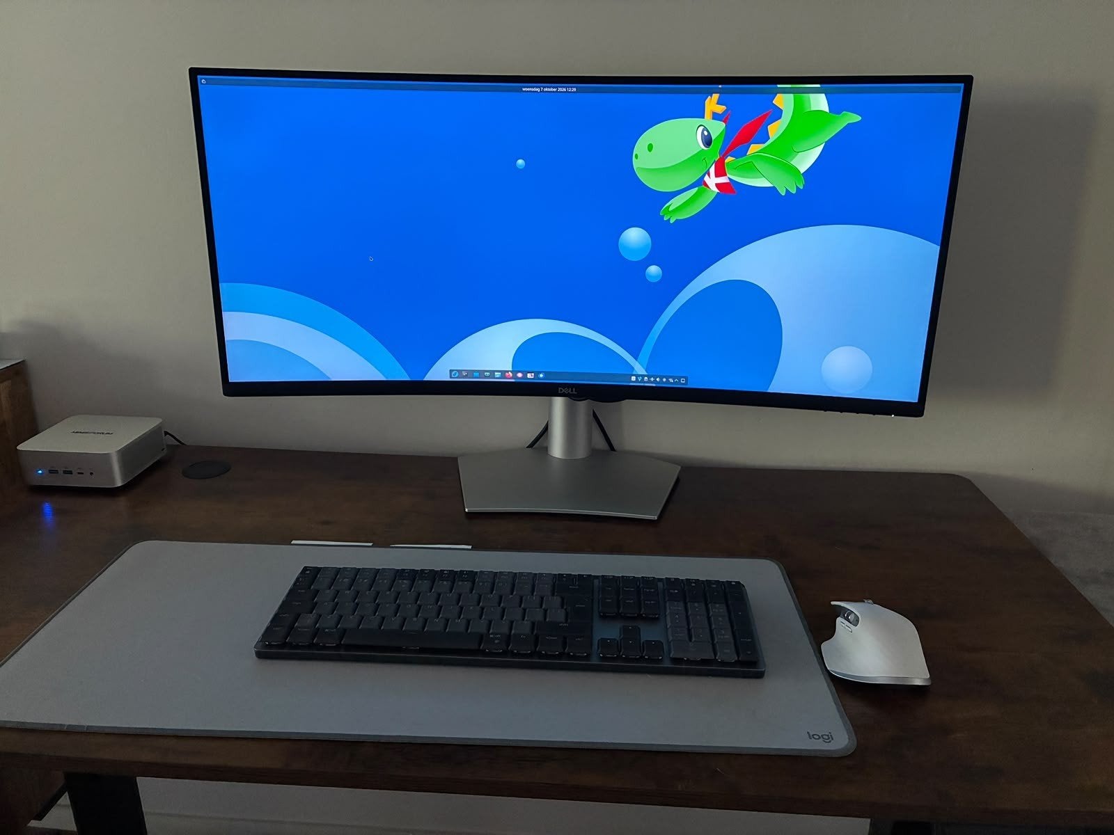 Dell U3421WE Ultrawide Curved Monitor