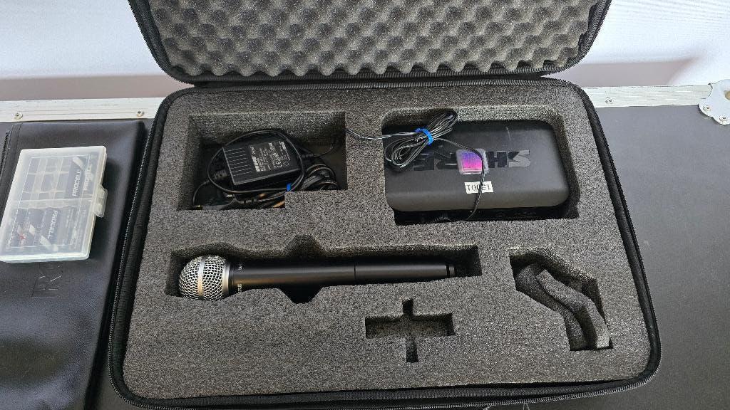 Shure SM58 BLX4 draadloze microfoonset, Ophalen of Verzenden, Gebruikt, Zangmicrofoon