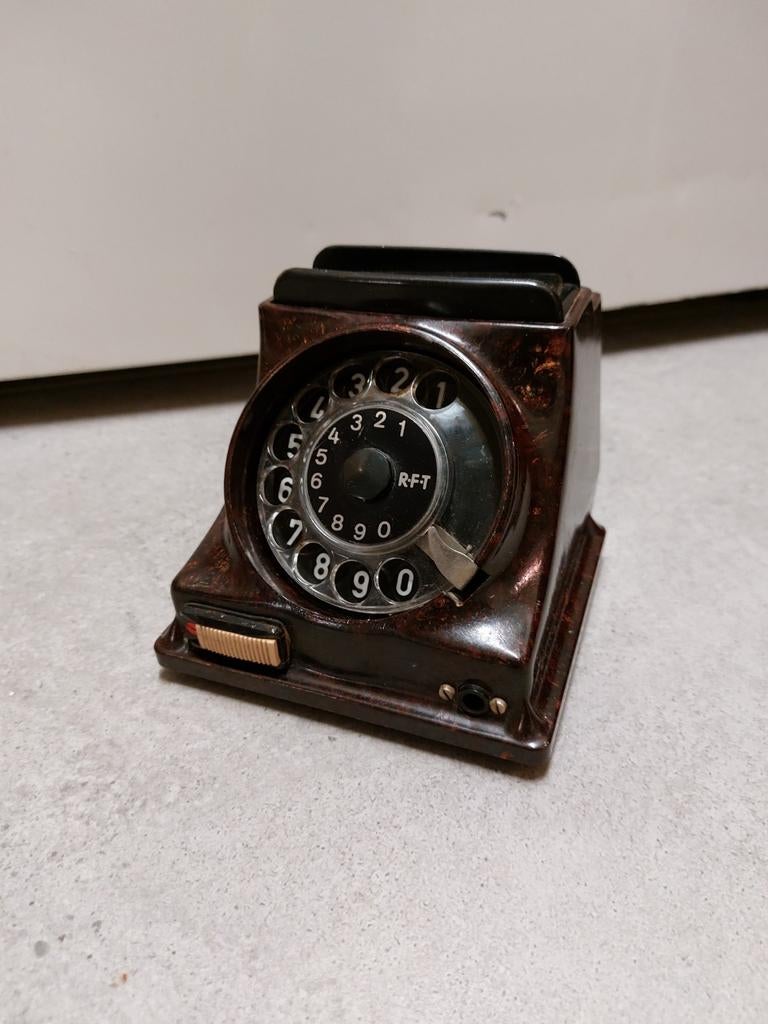Bakeliet RFT veld telefoon
aansluitunit AS 60
Kiesunit, Ophalen of Verzenden, Nederland