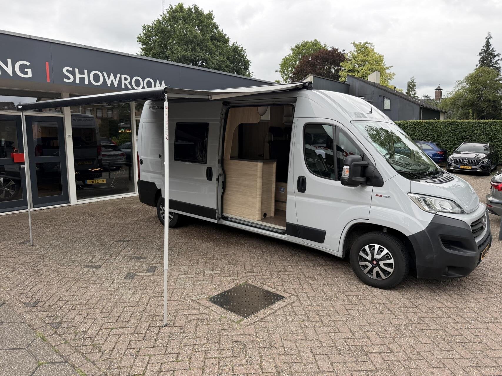 Fiat Weinsberg buscamper 4 pers. Keuken, Wc, Parkeersensoren, Caravans en Kamperen, 6 tot 7 meter, Bedrijf, Elektrische ramen