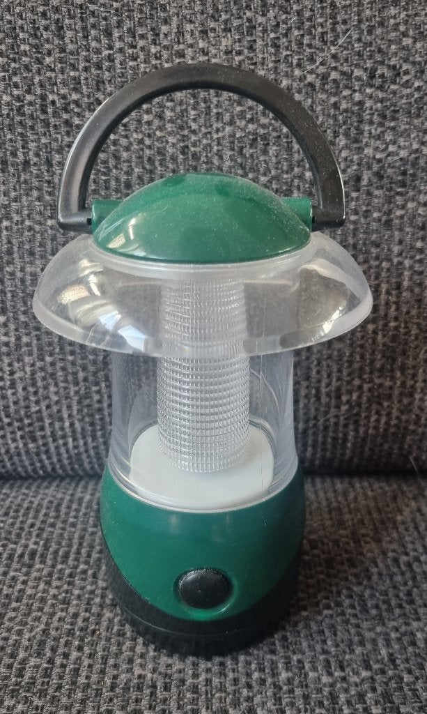 Trespass Embers 4 LED lichtgewicht lantaarn groen, Caravans en Kamperen, Zaklampen, Ophalen of Verzenden, Gebruikt, Batterij