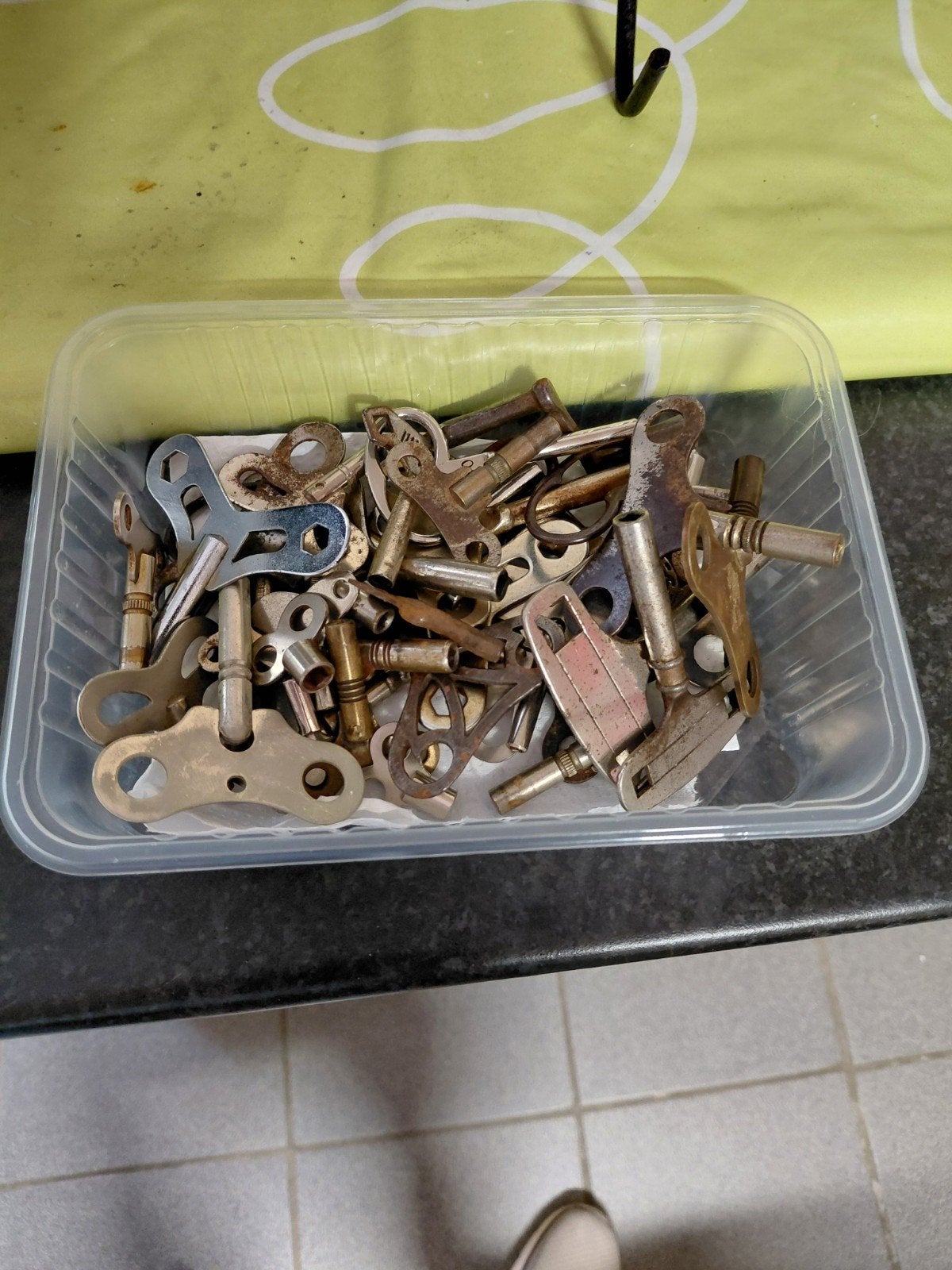 40 stuks klokken sleutels, Ophalen