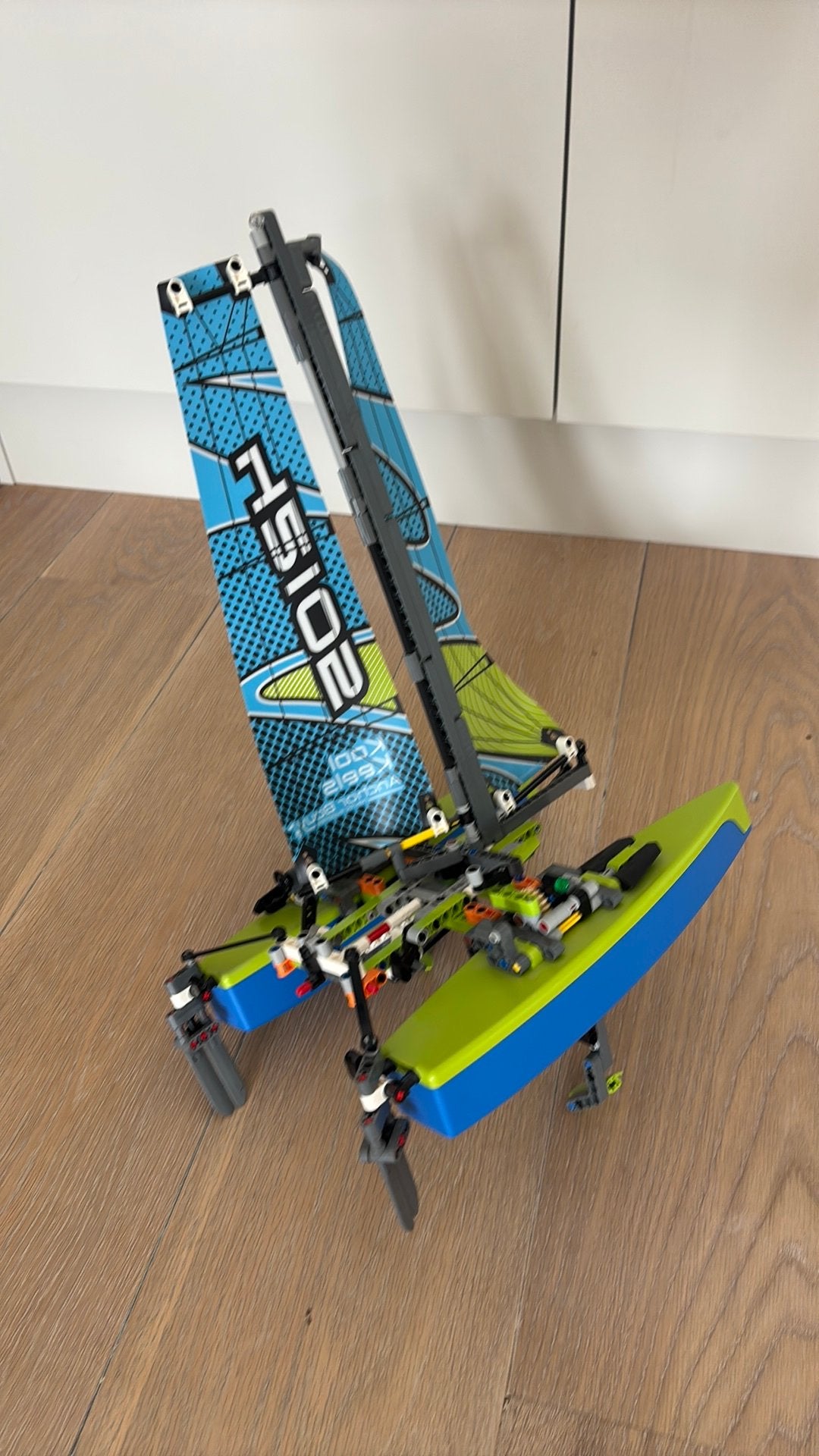 Lego Technic Catamaran 42105 - Zo goed als nieuw, Ophalen, Zo goed als nieuw